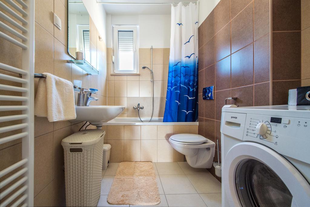 Apartment Dominik Podstrana Kültér fotó